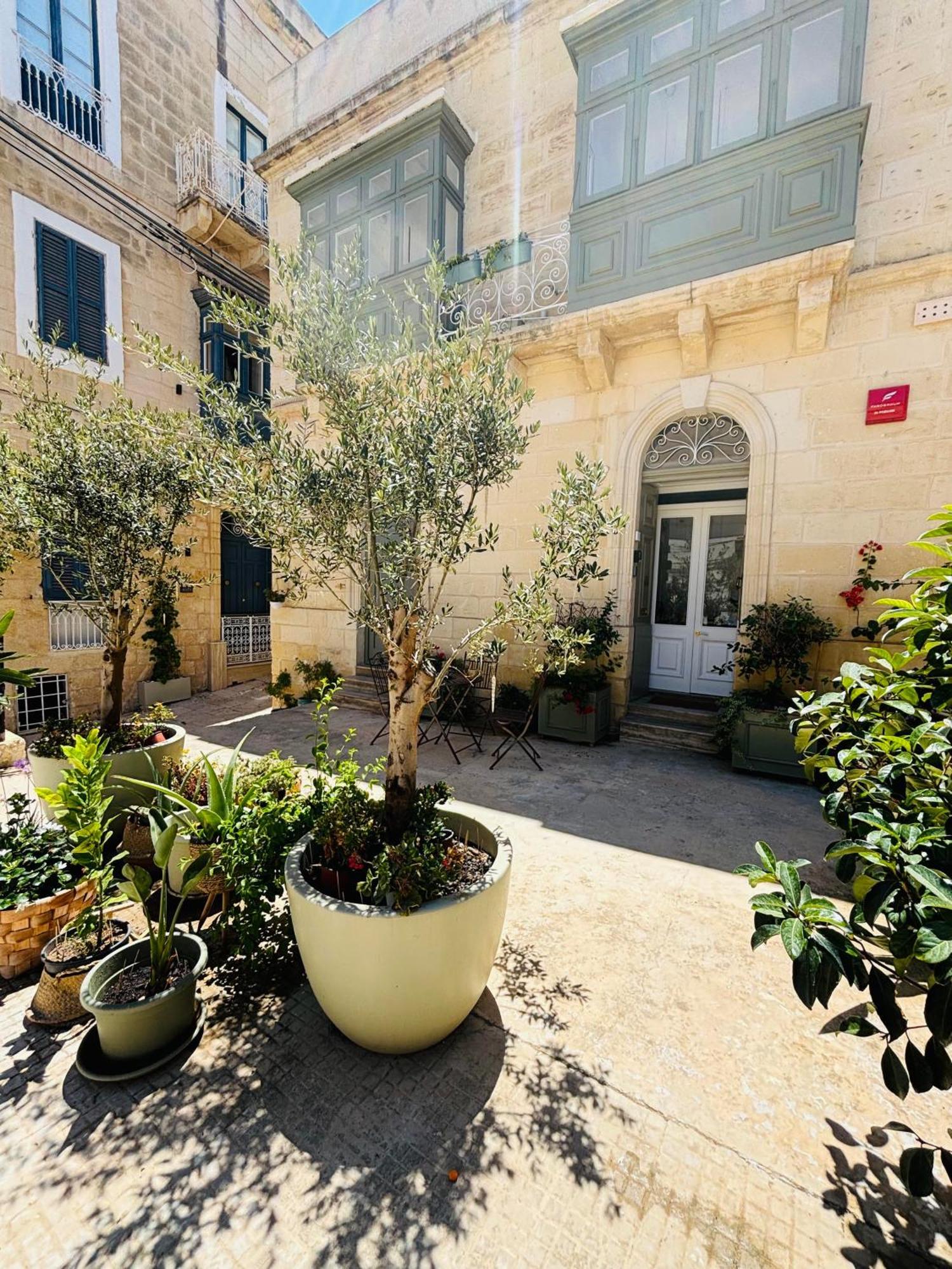 Casa Maria Tereza Bed & Breakfast Cospicua Exterior photo